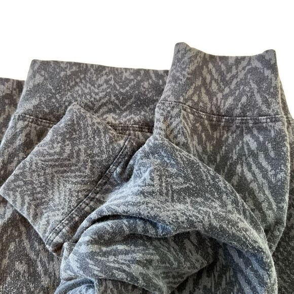 Athleta crew neck navy blue brindle pattern long sleeve sweater size small runs - Picture 11 of 12